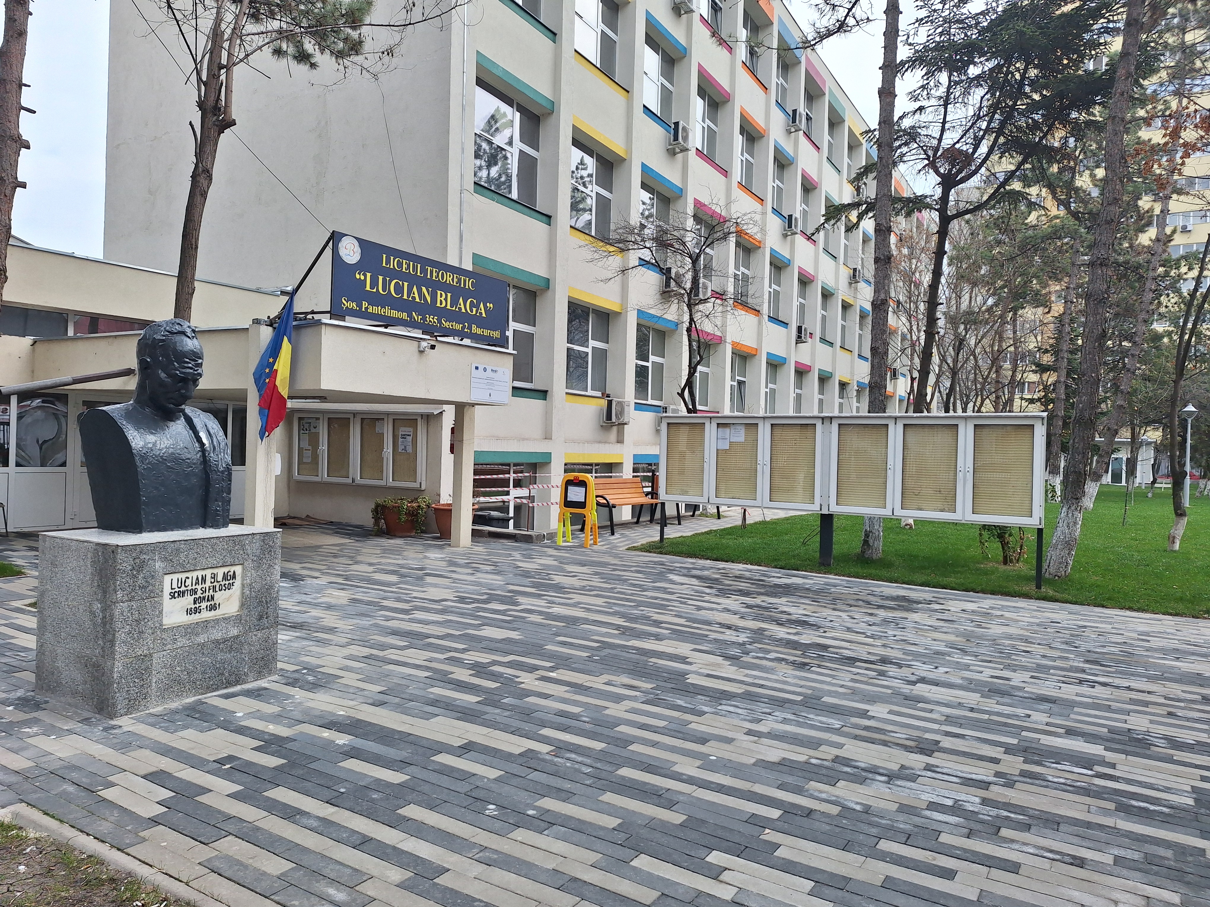 Liceul Teoretic Lucian Blaga